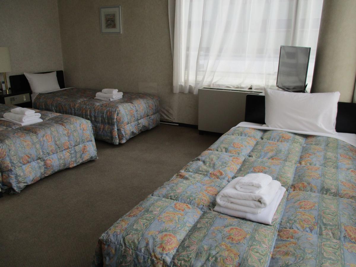 Chiyoda Hotel Nagoya Rum bild